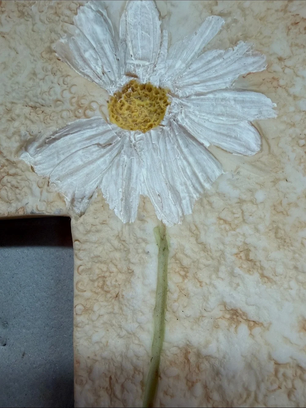 Decorative Resin “Loves Me' Daisy Photo Frame - Cream